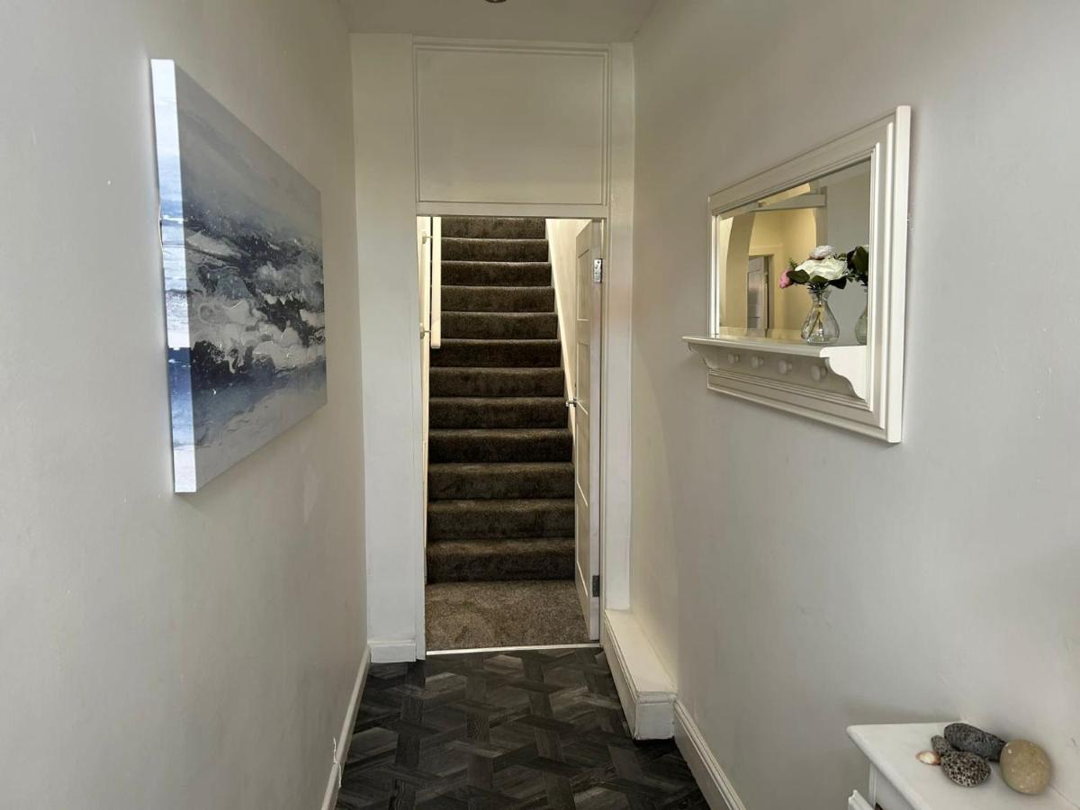 Light And Spacious Highcross Apartment Poulton-le-Fylde Luaran gambar