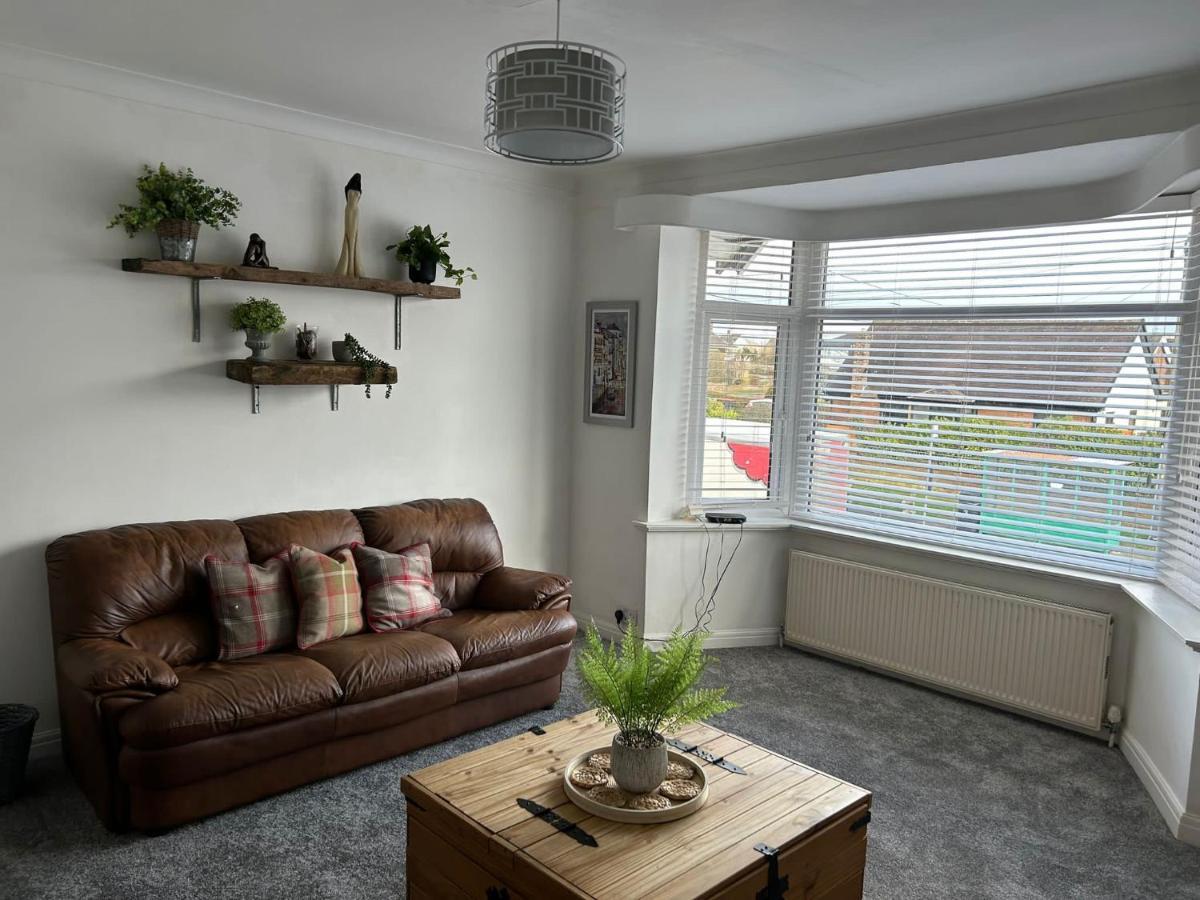 Light And Spacious Highcross Apartment Poulton-le-Fylde Luaran gambar
