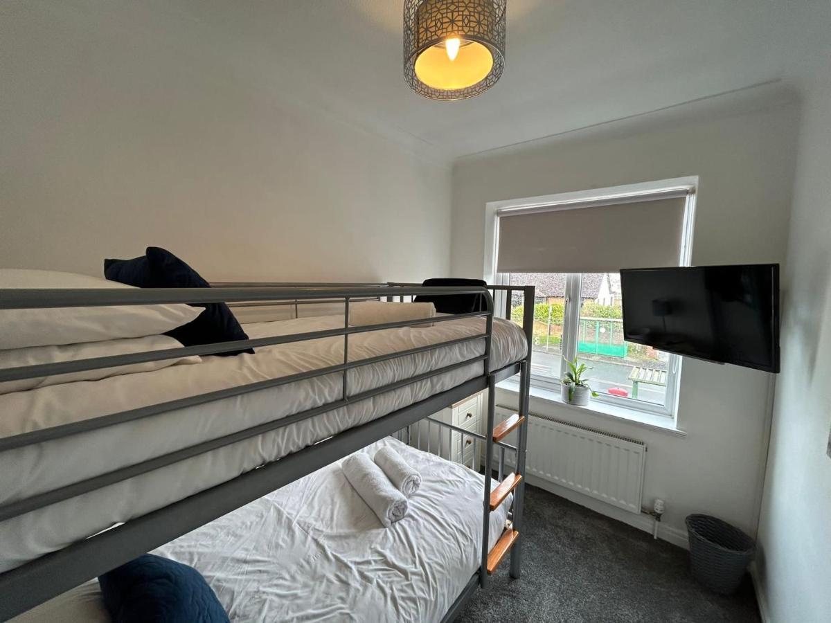 Light And Spacious Highcross Apartment Poulton-le-Fylde Luaran gambar